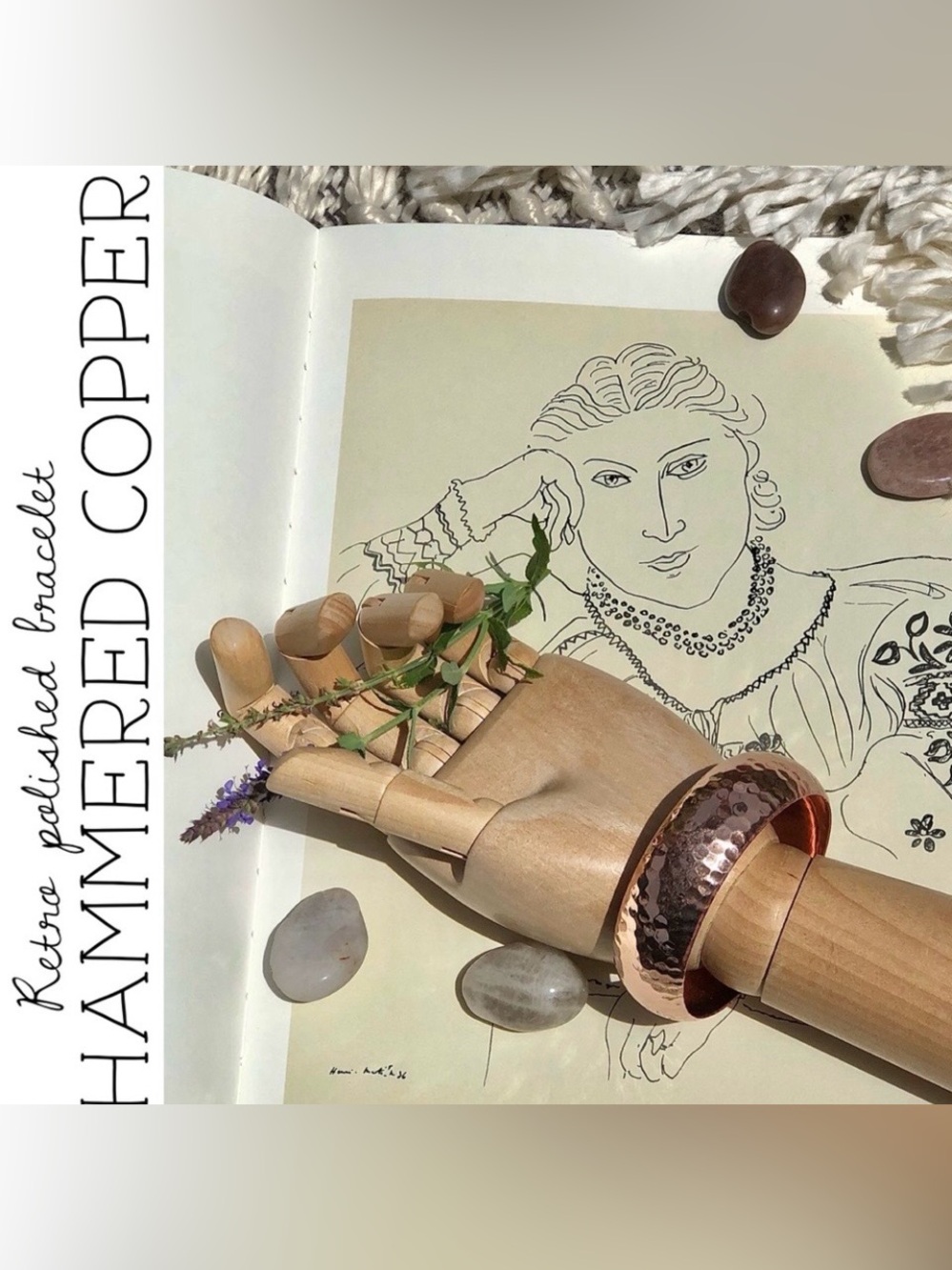 Retro Polished Hammered Copper Bracelet